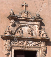 Portale della chiesa di San Domenico