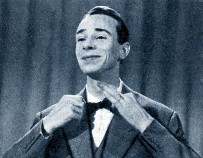 Giustino Durano in uno spettacolo del 1955