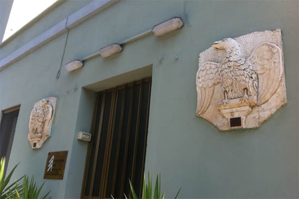 Ingresso della Sezione brindisina dell’Associazione Arma Aeronautica