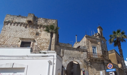 <em>La Provincia di Brindisi</em> - Un viaggio tra storia, natura, archeologia, tradizioni e ospitalità