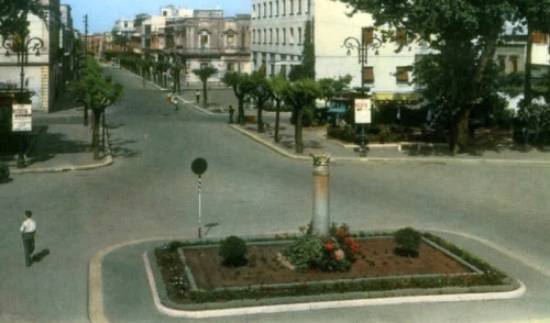 <em>Luoghi della memoria</em> - La colonna di piazza Crispi: donata da Oria dove ornava l’Osanna