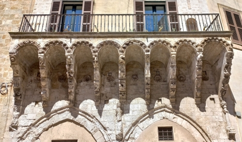 <em>Dimore storiche</em> - Palazzo e Loggia Balsamo