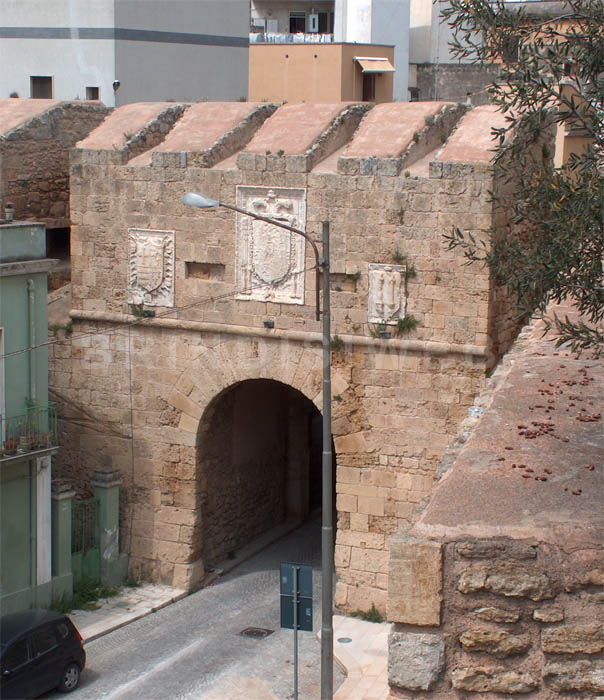 Porta Lecce vista dalle mura