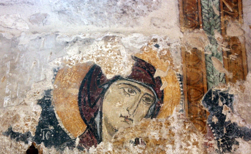 Brindisi. Chiesa di San Benedetto. Particolare di un affresco
