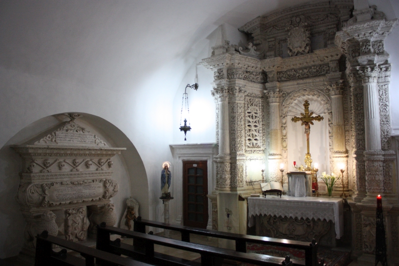 Brindisi. Chiesa di San Paolo eremita. Cappella e Altare del SS. Sacramento