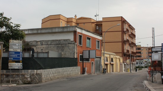 Brindisi, via Provinciale per Lecce (zona ex passaggio a livello di via Porta Lecce)