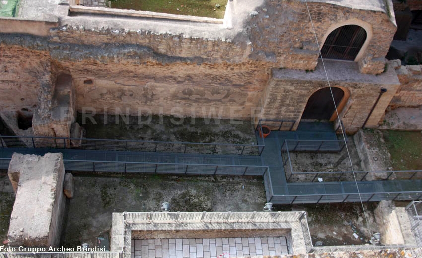 Vasche limarie, cisterna centrale vista dall'alto