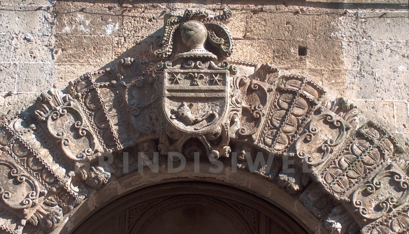 Brindisi. Palazzo Cafaro, arma araldica del casato