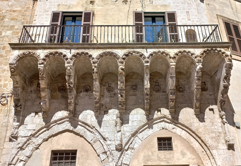 Brindisi. Loggia Balsamo