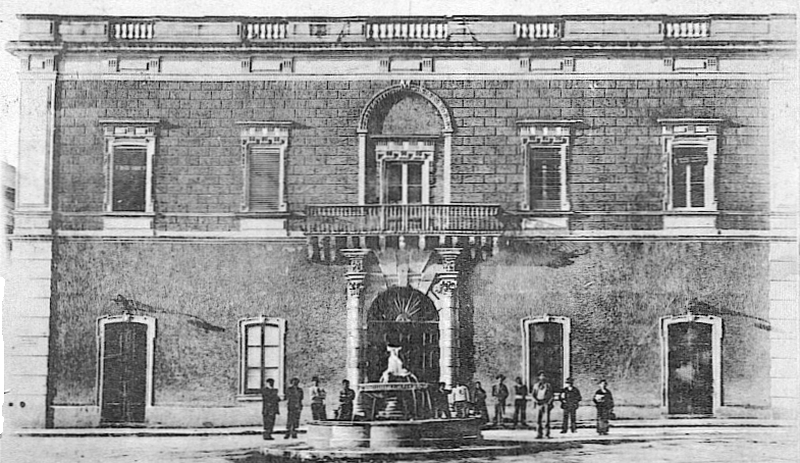 Brindisi. Palazzo Montenegro. Immagine di inizio Novecento