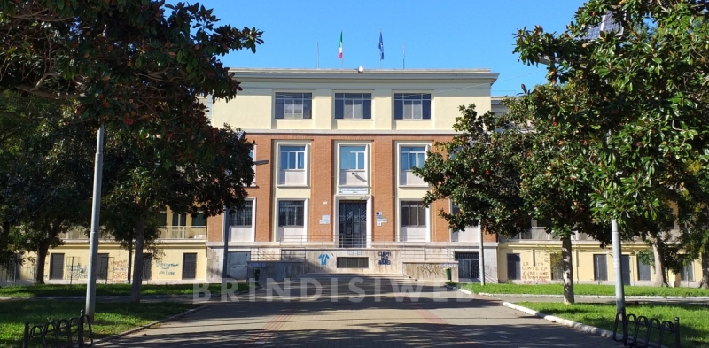 Brindisi. L'ex Il sanatorio Cesare Braico, oggi Ist. Alberghiero - ph. G. Membola 2020