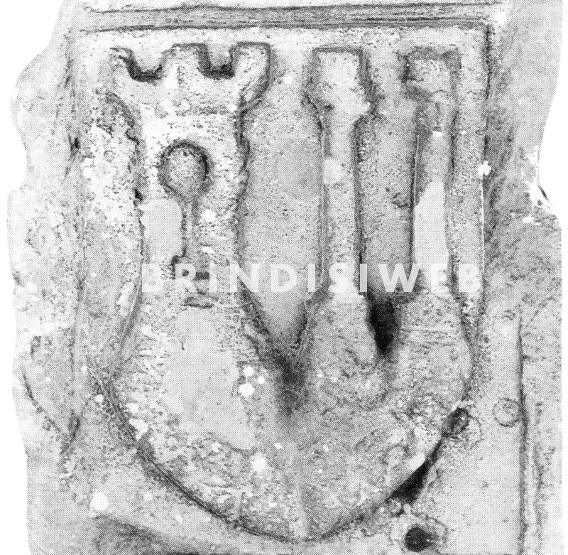 Lo stemma di Torre Cavallo - da G. Maddalena – F. P. Tarantino, 1986