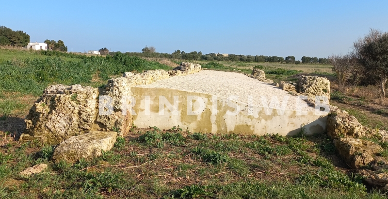 Brindisi. Località Apani. Il viadotto sulla Via Appia-Traiana visto da nord