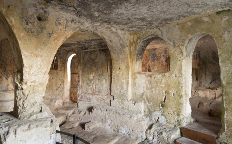 Fasano. Chiesa in grotta di San Lorenzo