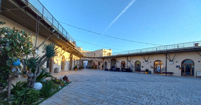 Mesagne. Piazza dei Commestibili