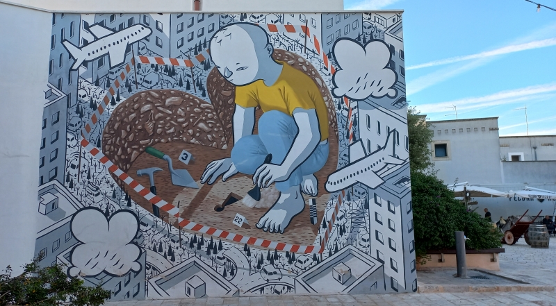 Mesagne. Il murales di Millo  in Piazza Commestibili