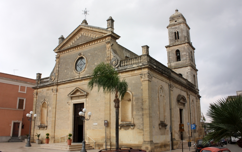 Sandonaci. Chiesa di Santa Maria Assunta. Esterno
