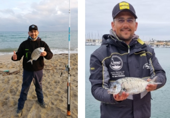 Francesco Destino con due esemplari di sarago appena pescati