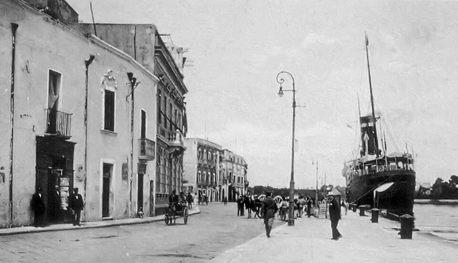 Illuminazione pubblica su via Marina (lungomare)