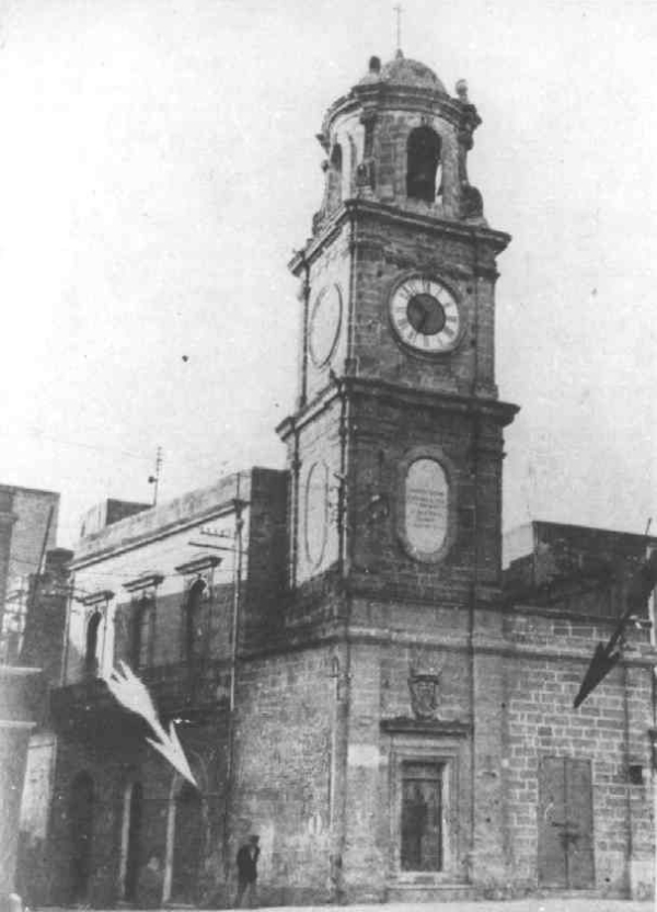 Le carceri distrettuali della Torre dell’Orologio, in piazza Sedile