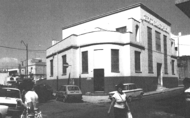 Il mercato rionale coperto della Chiazzodda nel 1984 (foto G. Catanzaro)