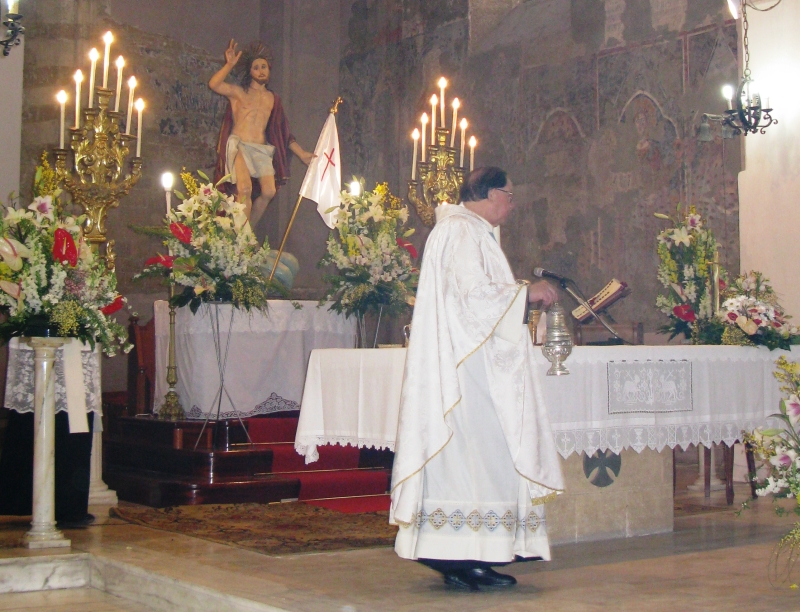 La celebrazione della Resurrezione nella chiesa di San Paolo Eremita nel 2013 (ph. Antonio Lavino)