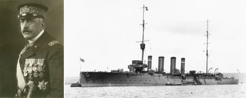 Alfredo Acton e a sx l'incrociatore HMS Dartmouth (Symonds & Co dalla collezione della Imperial War Museums, no. 2107-01)