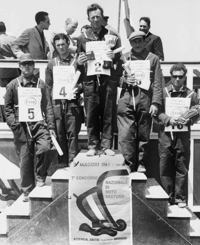 Il podio della competizione provinciale di motoaratura del 1963 - ph. archivio famiglia Protopapa(C)