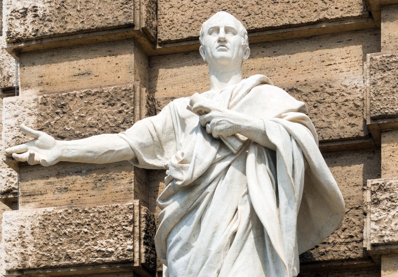Statua di Marco Tullio Cicerone a Roma (particolare)