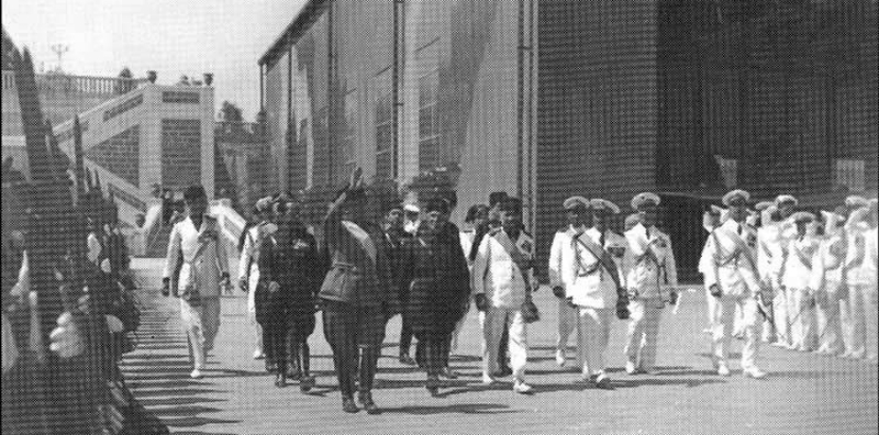 Aerostazione di Brindisi, 8 settembre 1934. Benito Mussolini inaugura la palazzina Comando