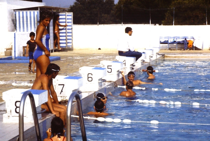La piscina di Materdomini negli anni Settanta (archivio R. Aluzzi)