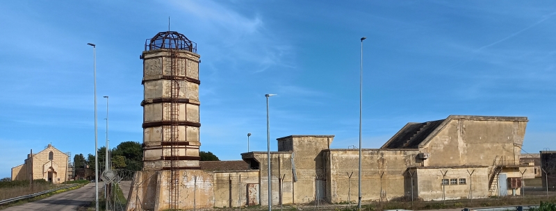 Brindisi. Il complesso Sala prove motori nei pressi della Chiesa di Santa Maria del Casale